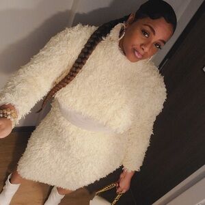 Meet your Posher, Lynne